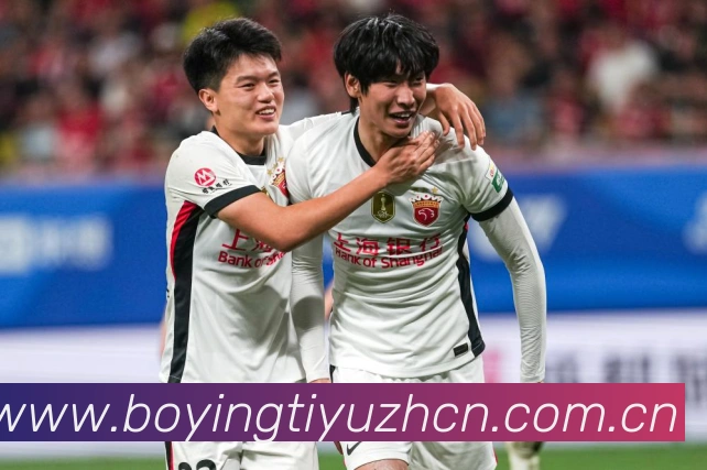 哈登轰三十六分九篮板带领七十六人逆转公牛骑士双杀公牛米切尔缺专题观察:最新赛事动态与深度分析 哈登轰三十六分九篮板带领七十六人逆转公牛骑士双杀公牛米切尔缺专题观察:最新赛事动态与深度分析
